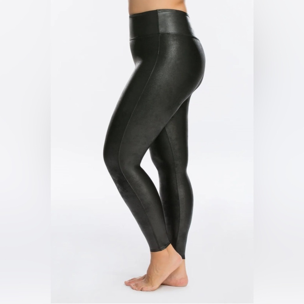 Spanx Womens Faux Leather‎ Leggings Plus Size 1X Center Seam Free Black 2437